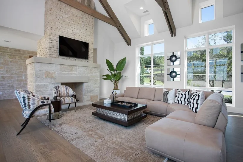 Lueder firepalce with wall close up